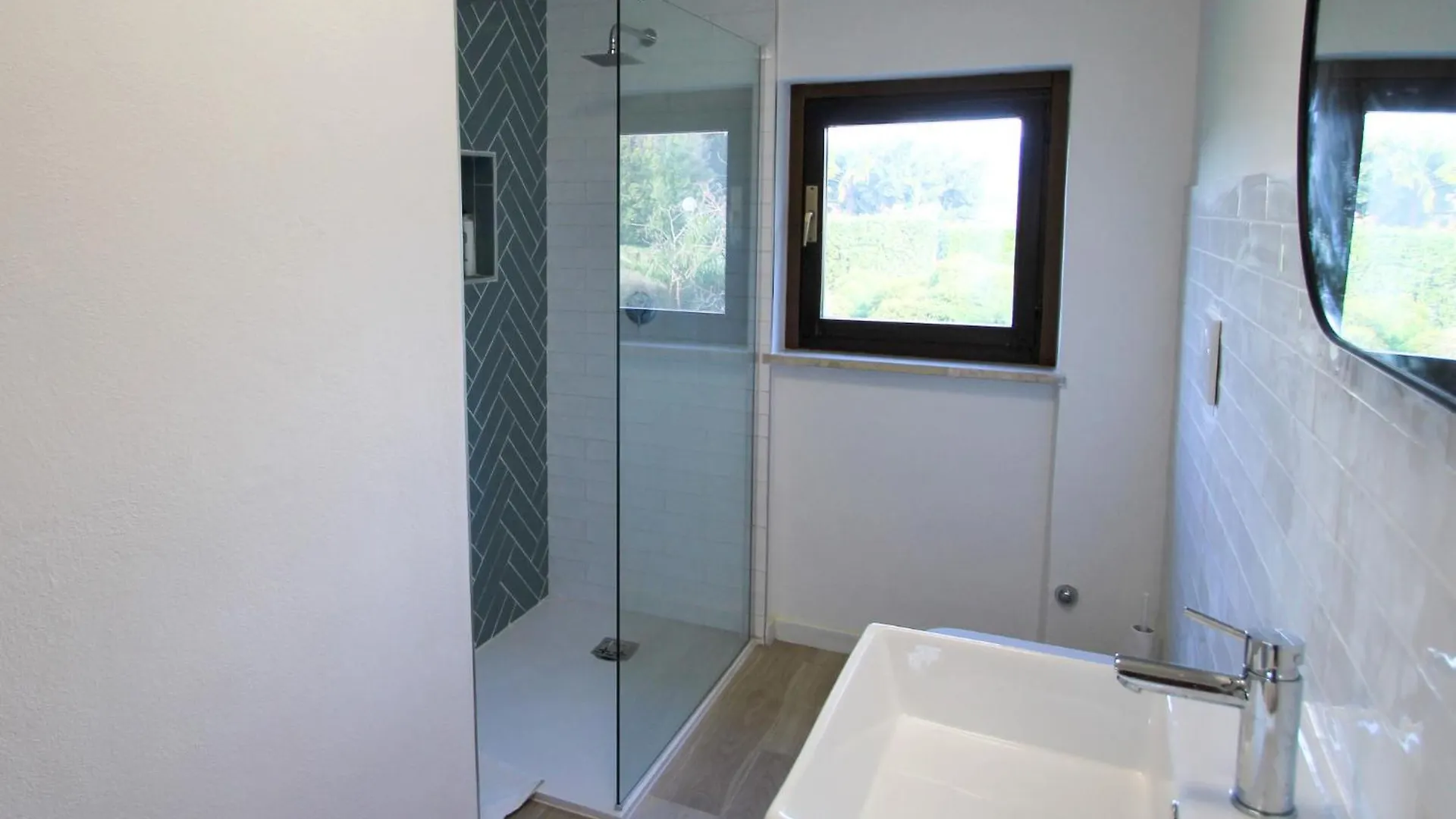 Apartment Haridian By Interhome Porto Valtravaglia