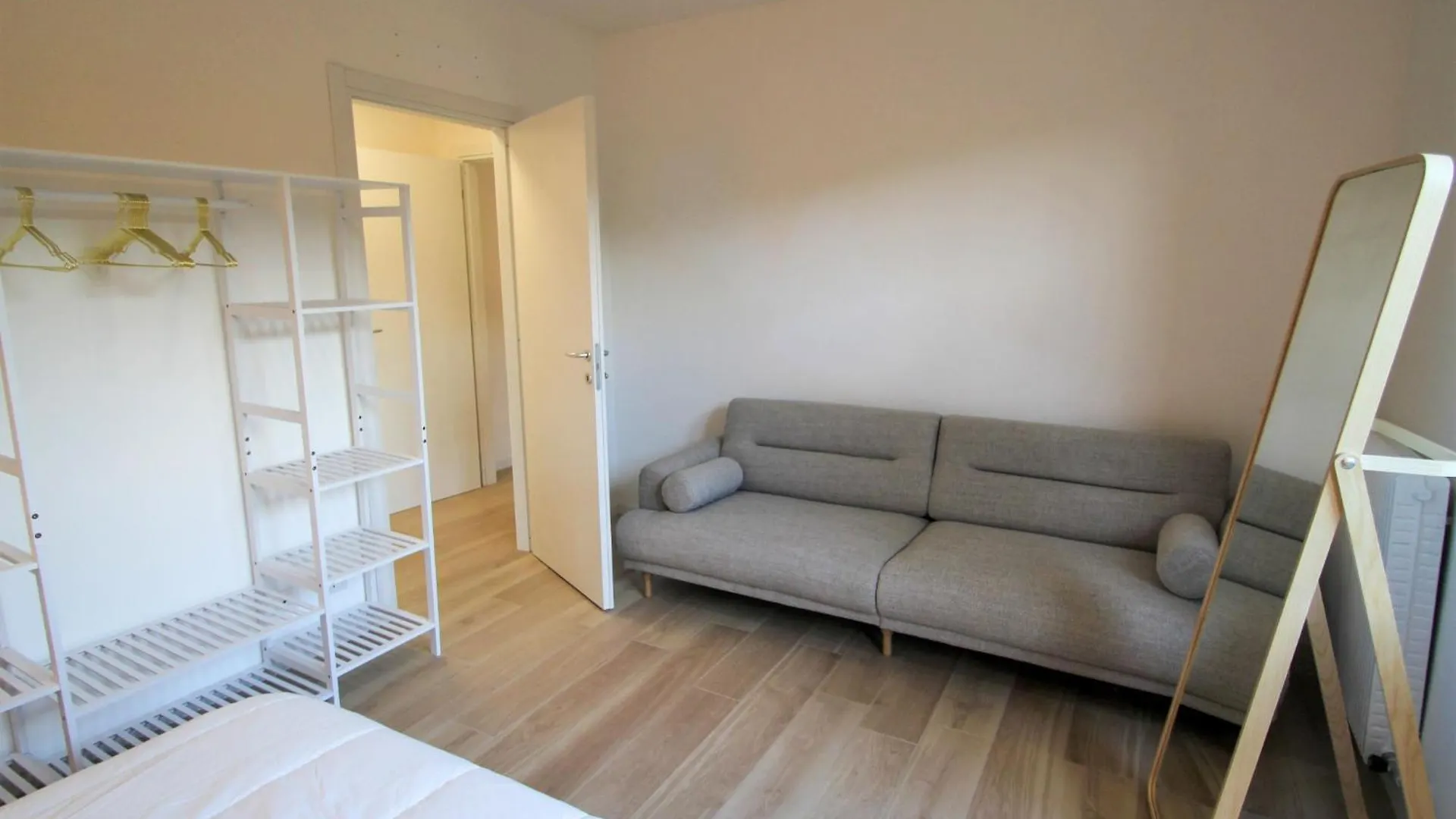 Apartment Haridian By Interhome Porto Valtravaglia Italy